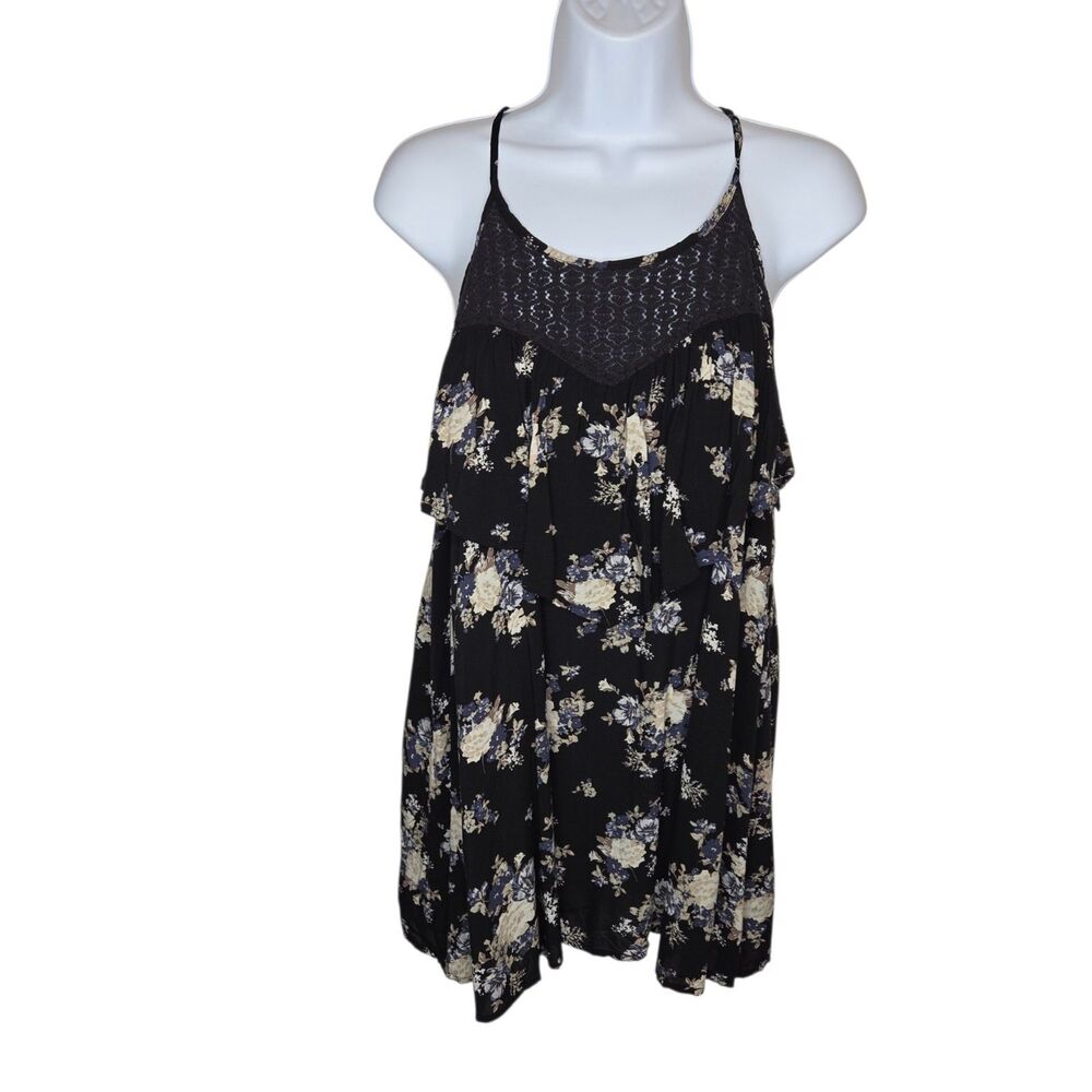 Torrid Size 0 Black Floral Tiered Ruffle Cami Tank Top with Lace Yoke